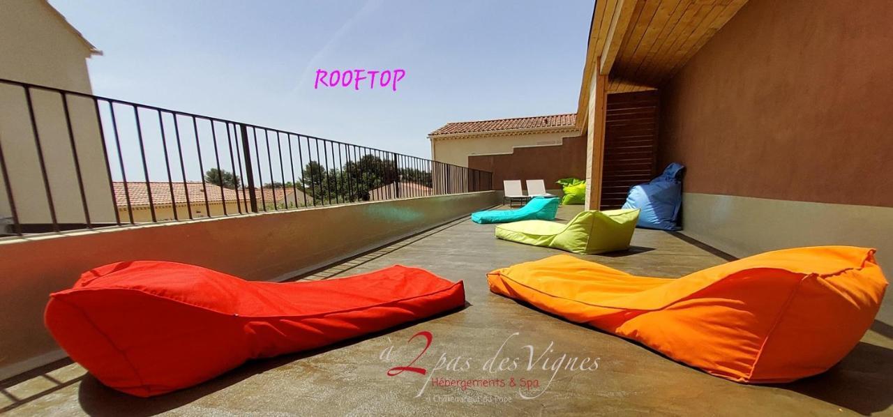 A 2 Pas Des Vignes, Hebergements Et Spa, Maison Numero 6, A Chateauneuf Du Pape Bagian luar foto