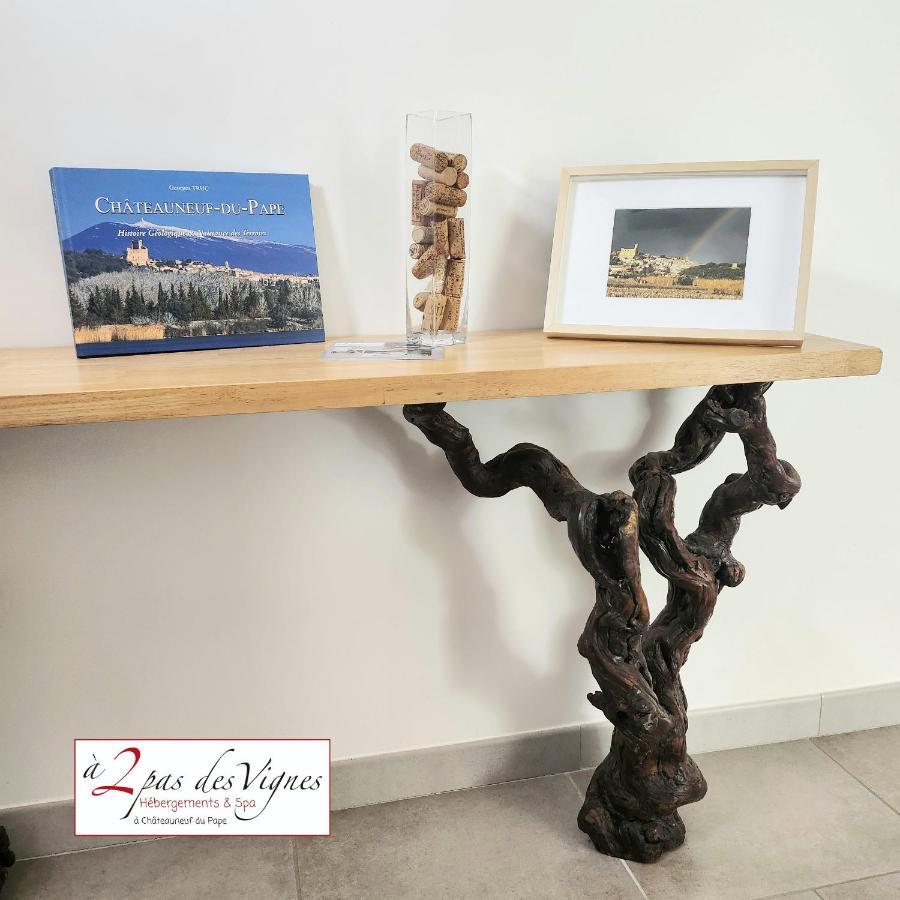 A 2 Pas Des Vignes, Hebergements Et Spa, Maison Numero 6, A Chateauneuf Du Pape Bagian luar foto